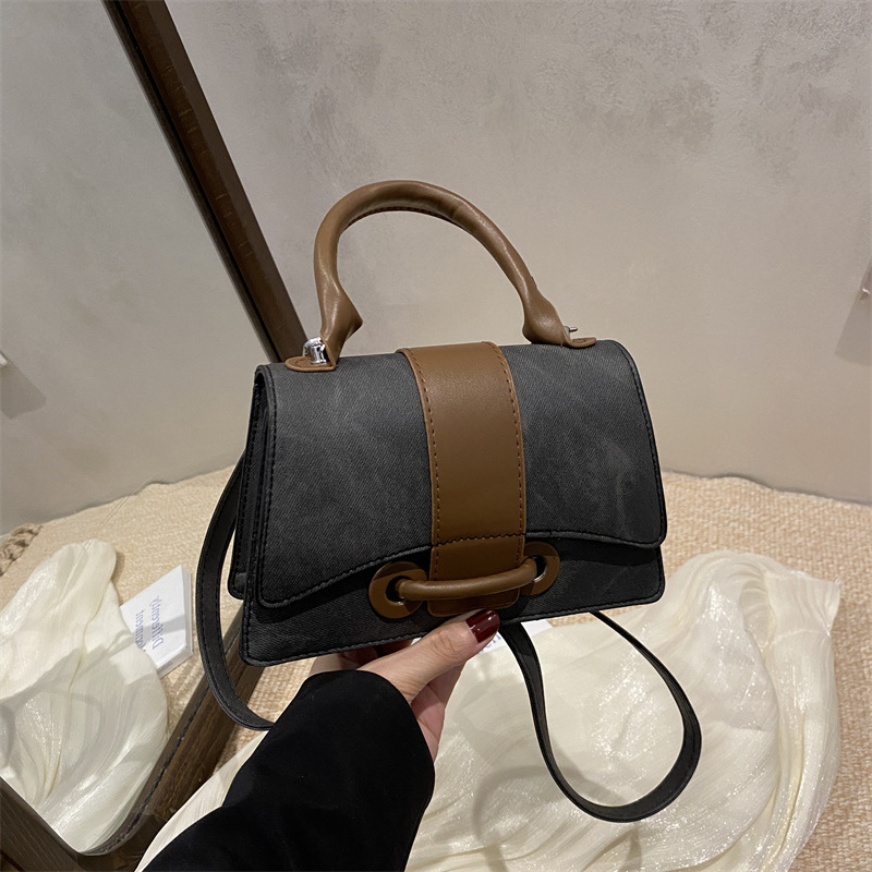 2025 New Minimalist Small Square Handbag Retro Niche Crossbody Shoulder Bag for Women