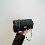 Minimal Diamond Quilted Chain Small Square Shoulder Crossbody Bag for Women 2025