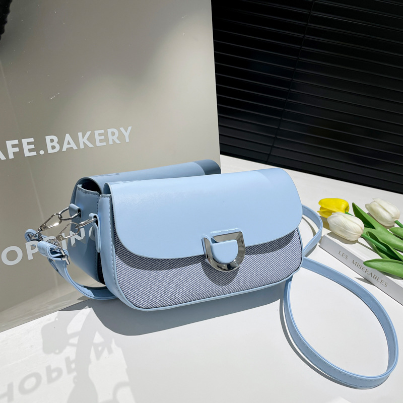 2025 New Chic Underarm Shoulder Crossbody Bag for Women Minimalist Square Commuter Bag